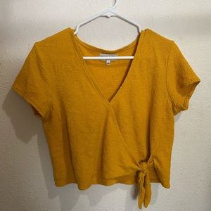 Wrap and tie madewell top